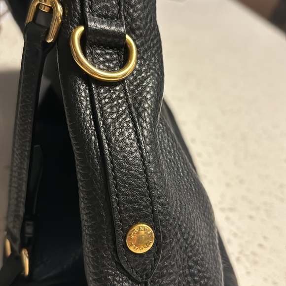 PRADA Vitello Daino Tote black leather with crossbody strap great condition - Picture 10 of 15